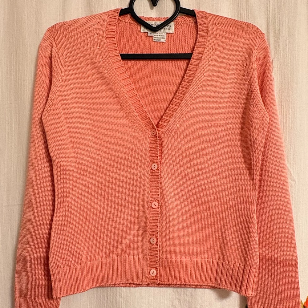 THE WORKS Saks Fifth Avenue Women’s Pink 100% Silk Knit Cardigan Sweater. Size S